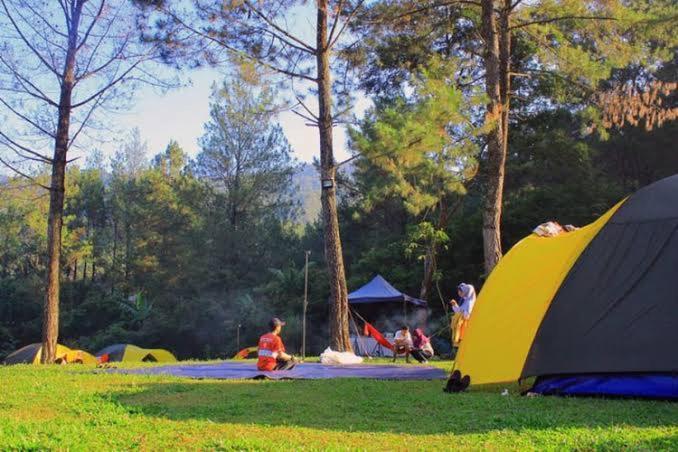 Tapian Asri Camp Hotel Bukittinggi Buitenkant foto
