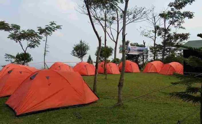 Tapian Asri Camp Hotel Bukittinggi Buitenkant foto